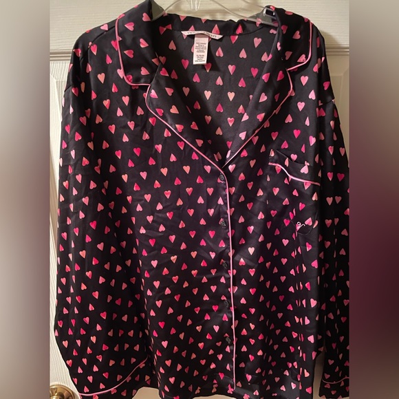 Victoria's Secret Other - VS heart pajama set size XL